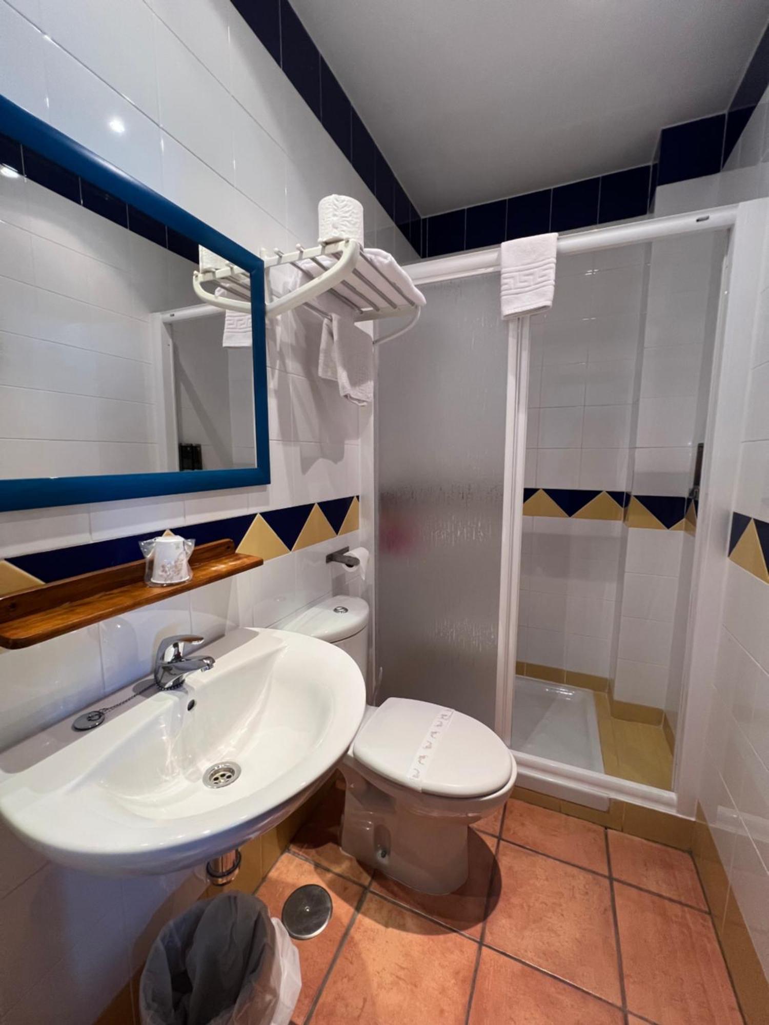 Hostal Real San Juan del Puerto Szoba fotó